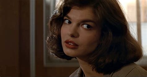 jeanne tripplehorn desnuda|Scenes that were cut